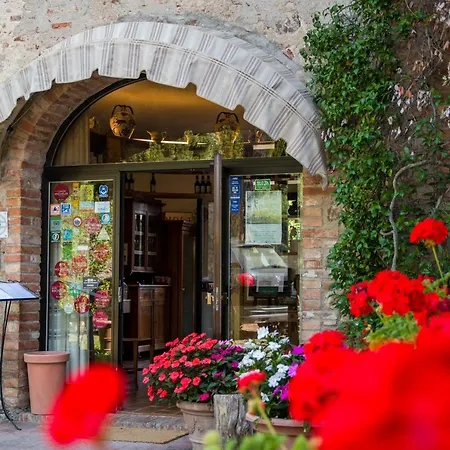 Ristorante Da Vestro מלון